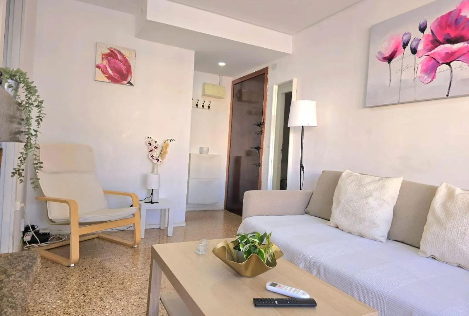 Nogalera Rainbow 2-Bedroom Apartment, Pool And Parking By Namaste Elite Torremolinos Apartment