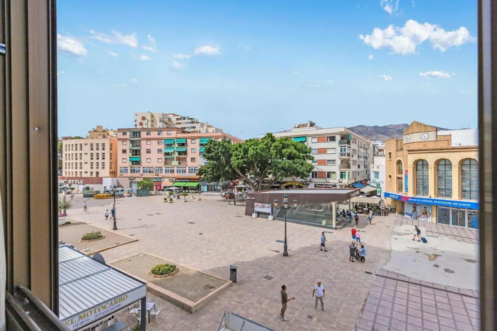 Apartment Nogalera Rainbow 2-Bedroom Apartment, Pool And Parking By Namaste Elite Torremolinos Spain