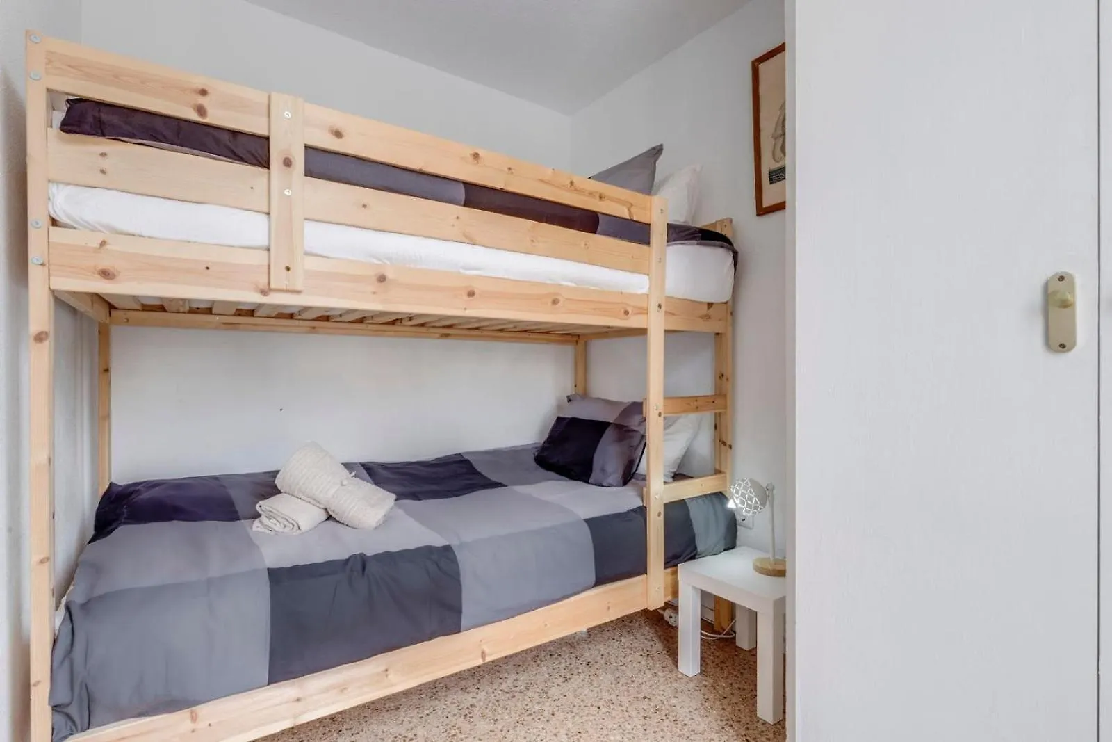 Apartment Nogalera Rainbow 2-Bedroom Apartment, Pool And Parking By Namaste Elite Torremolinos