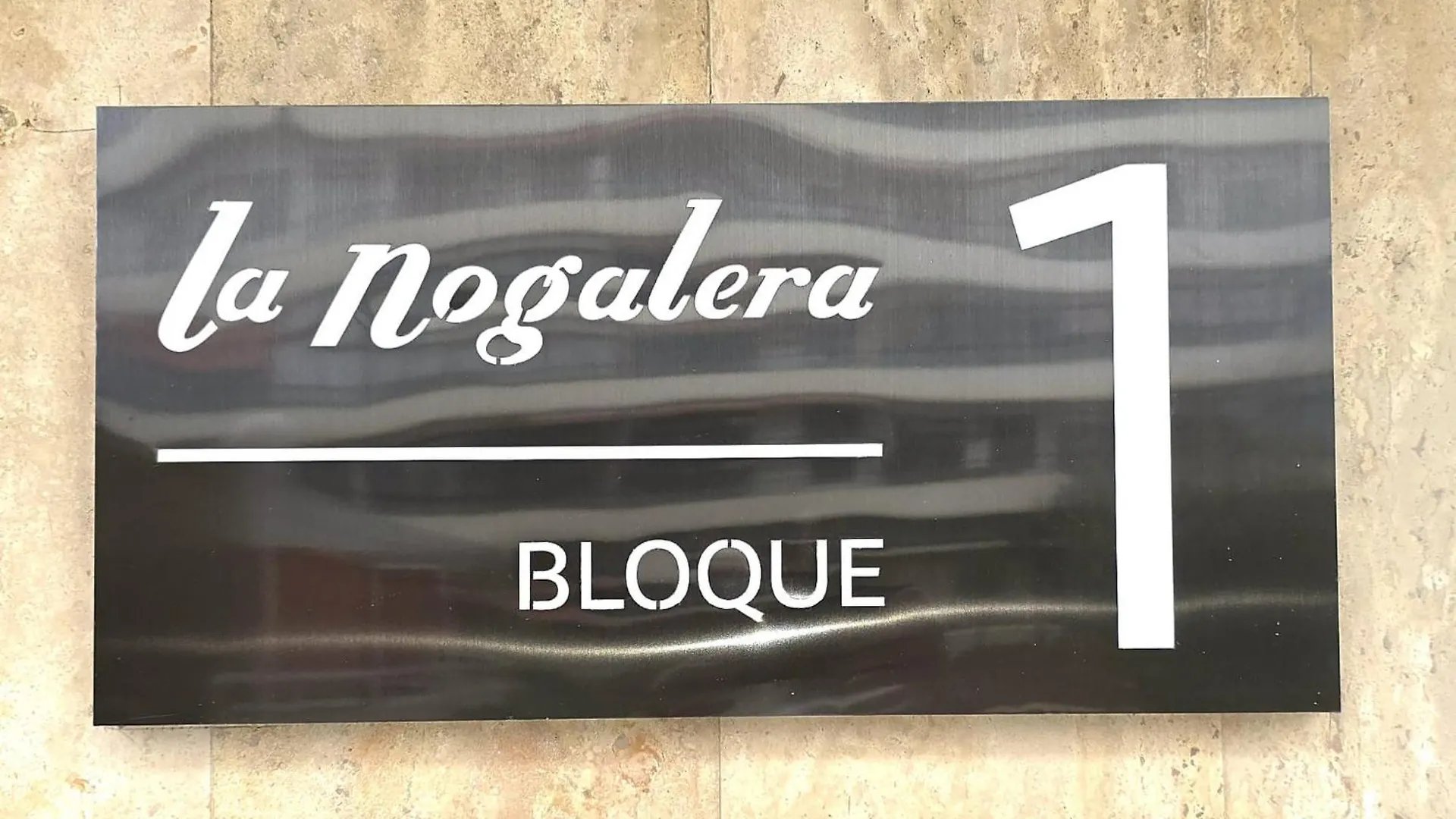Nogalera Rainbow 2-Bedroom Apartment, Pool And Parking By Namaste Elite Torremolinos Apartamento
